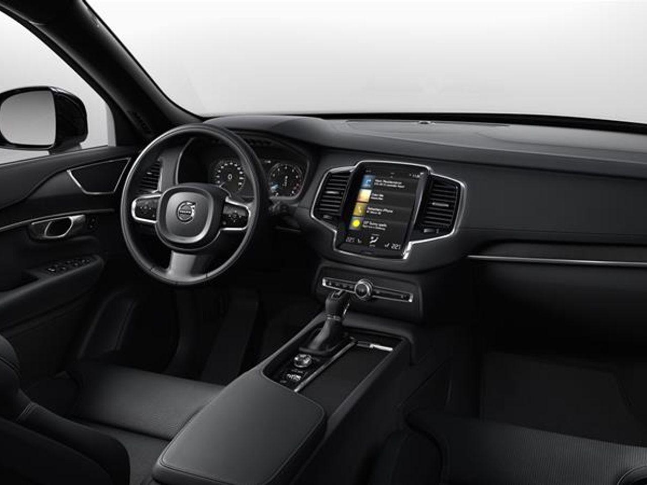 2021 Volvo XC90 Momentum-2