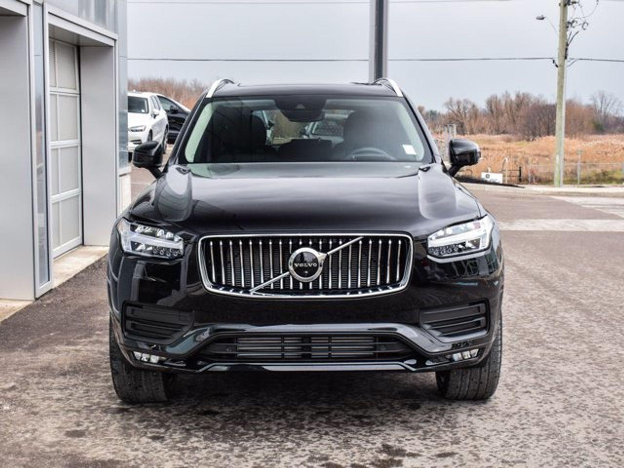 2021 Volvo XC90 Momentum-2