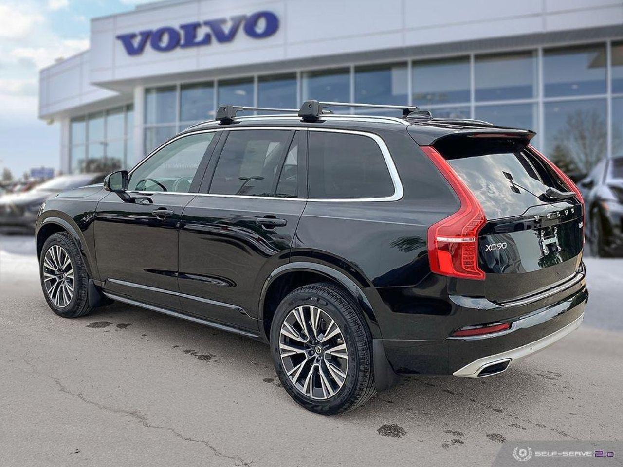 2021 Volvo XC90 Momentum-3