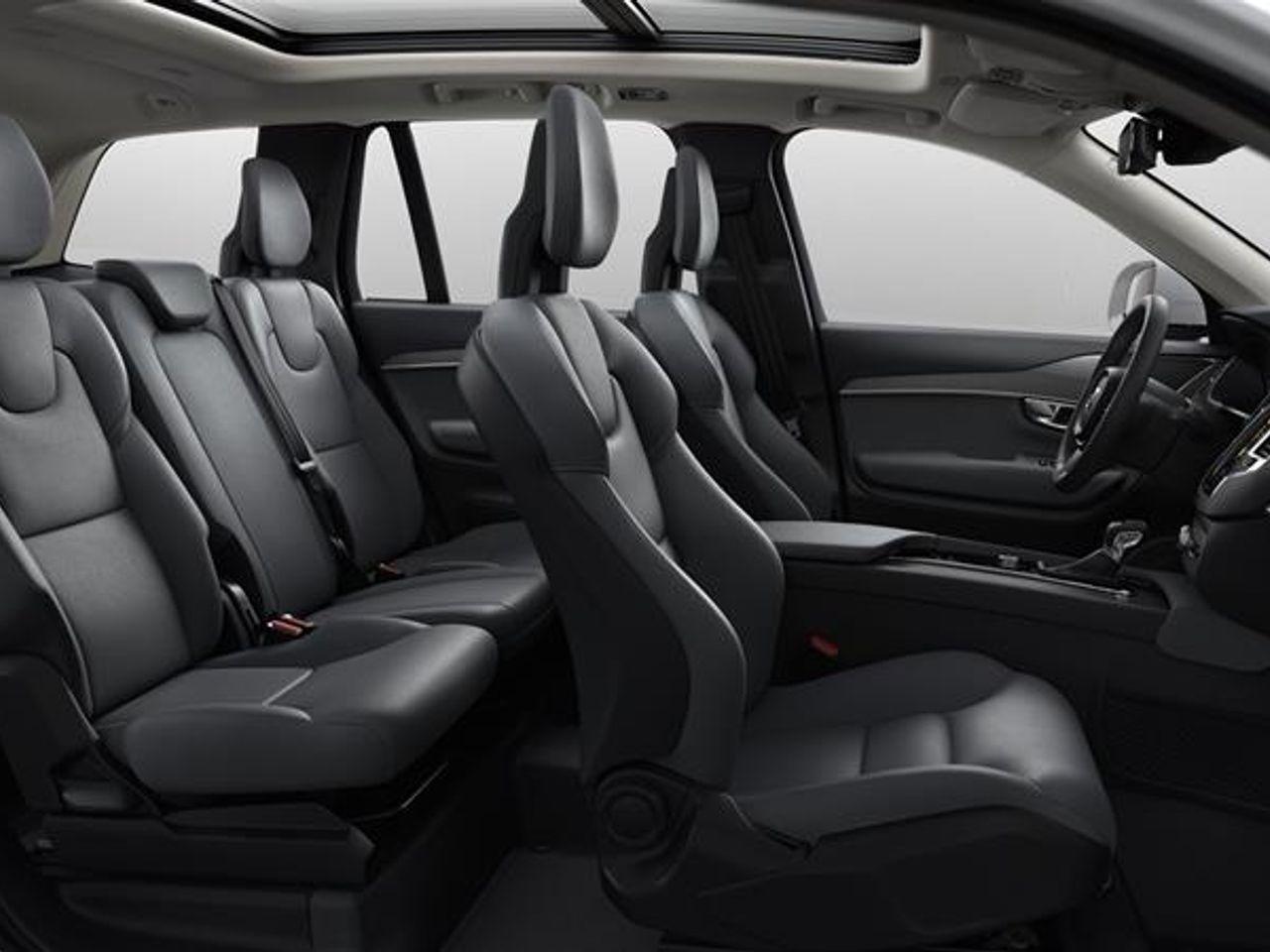 2021 Volvo XC90 Momentum-2