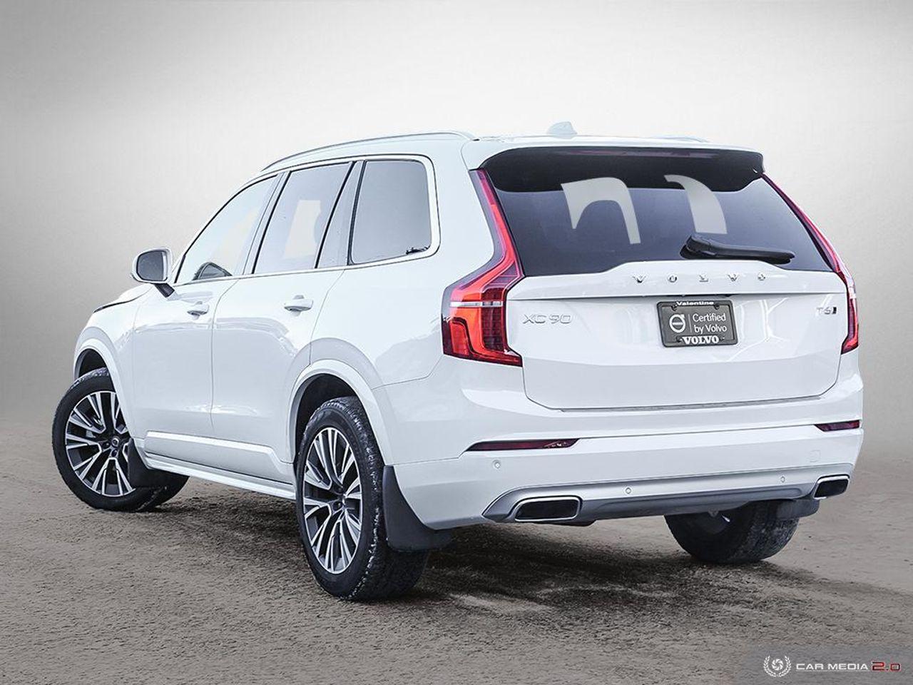 2021 Volvo XC90 Momentum-3
