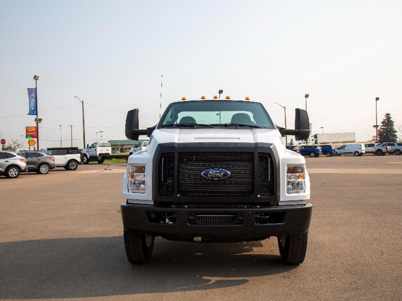2022 Ford F-750 SEL-2