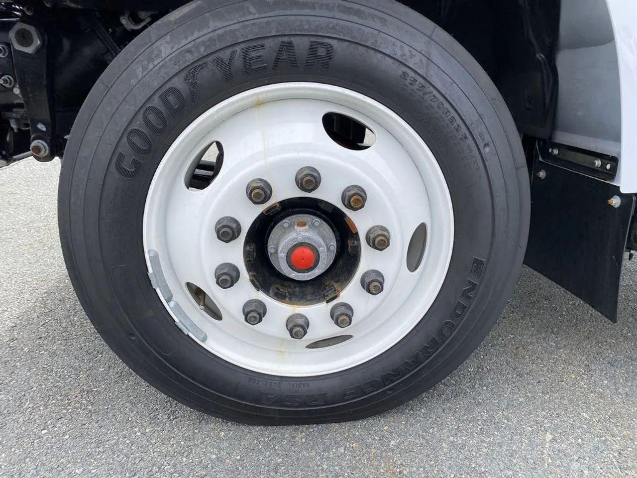 2022 Ford F-750 -2