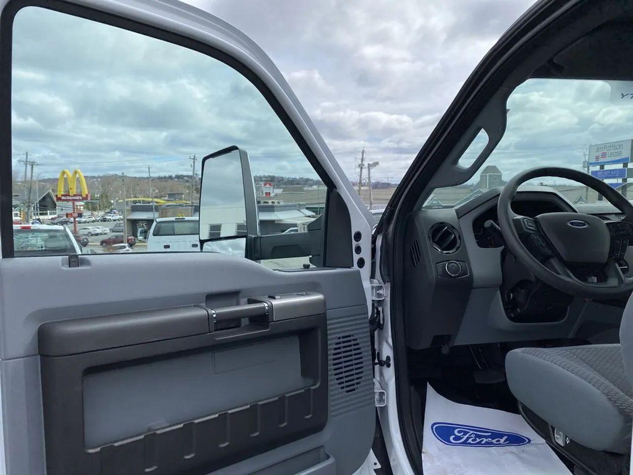 2022 Ford F-750 -3