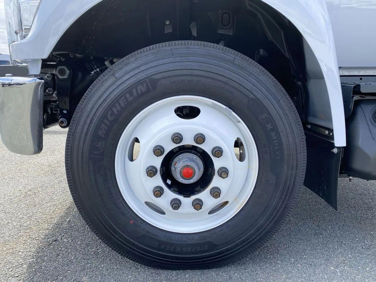 2022 Ford F-750 -2