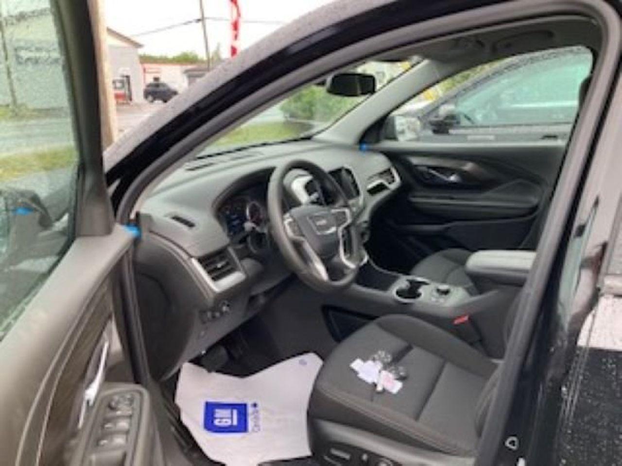 2022 GMC Terrain SLE-4