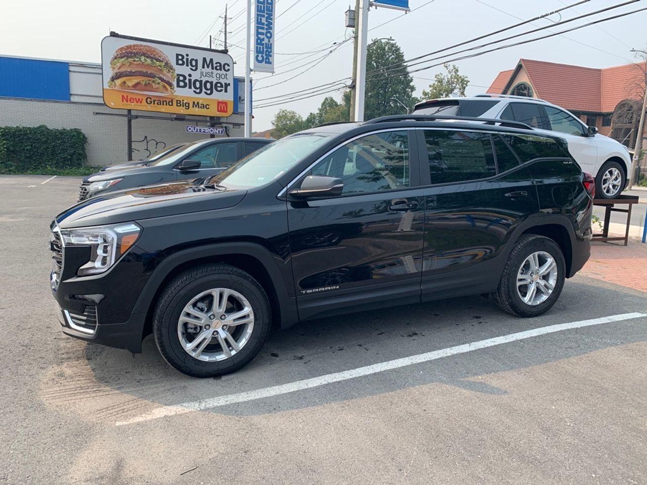 2022 GMC Terrain SLE-3