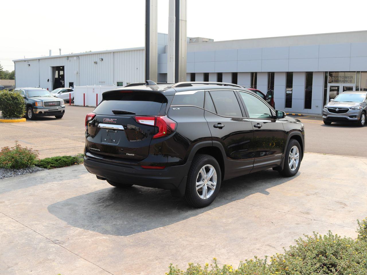2022 GMC Terrain SLE-3
