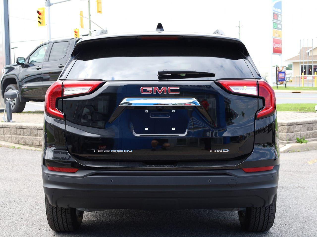 2022 GMC Terrain SLE-3