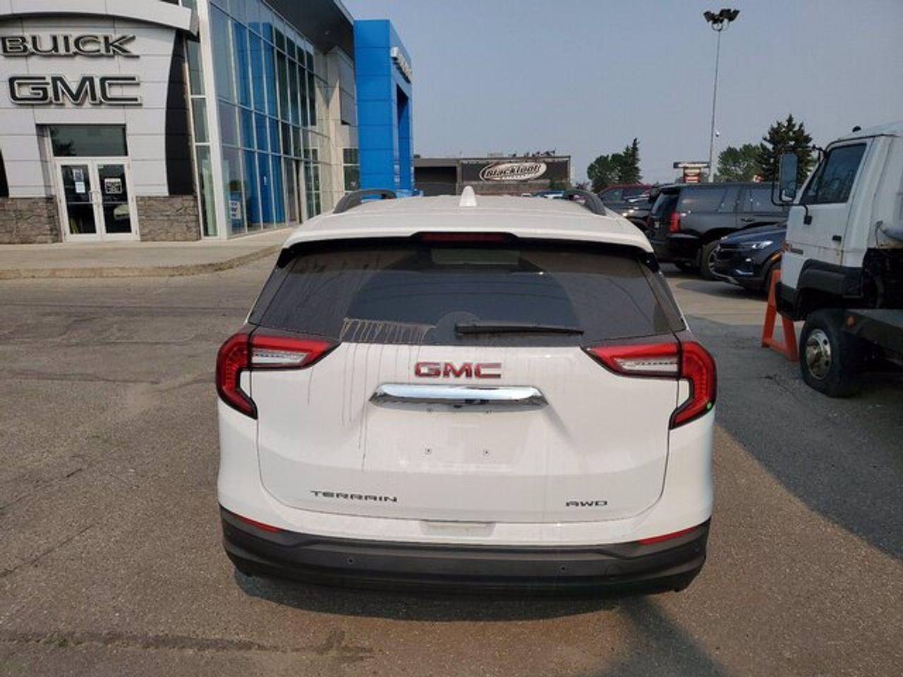 2022 GMC Terrain SLE-2