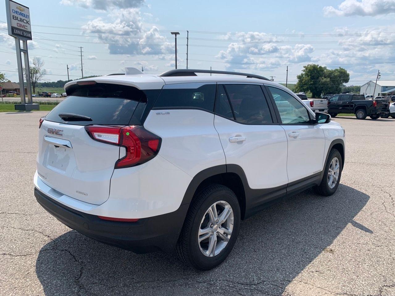 2022 GMC Terrain SLE-4