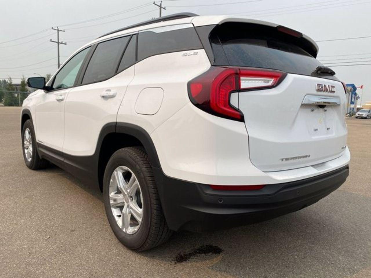 2022 GMC Terrain SLE-4