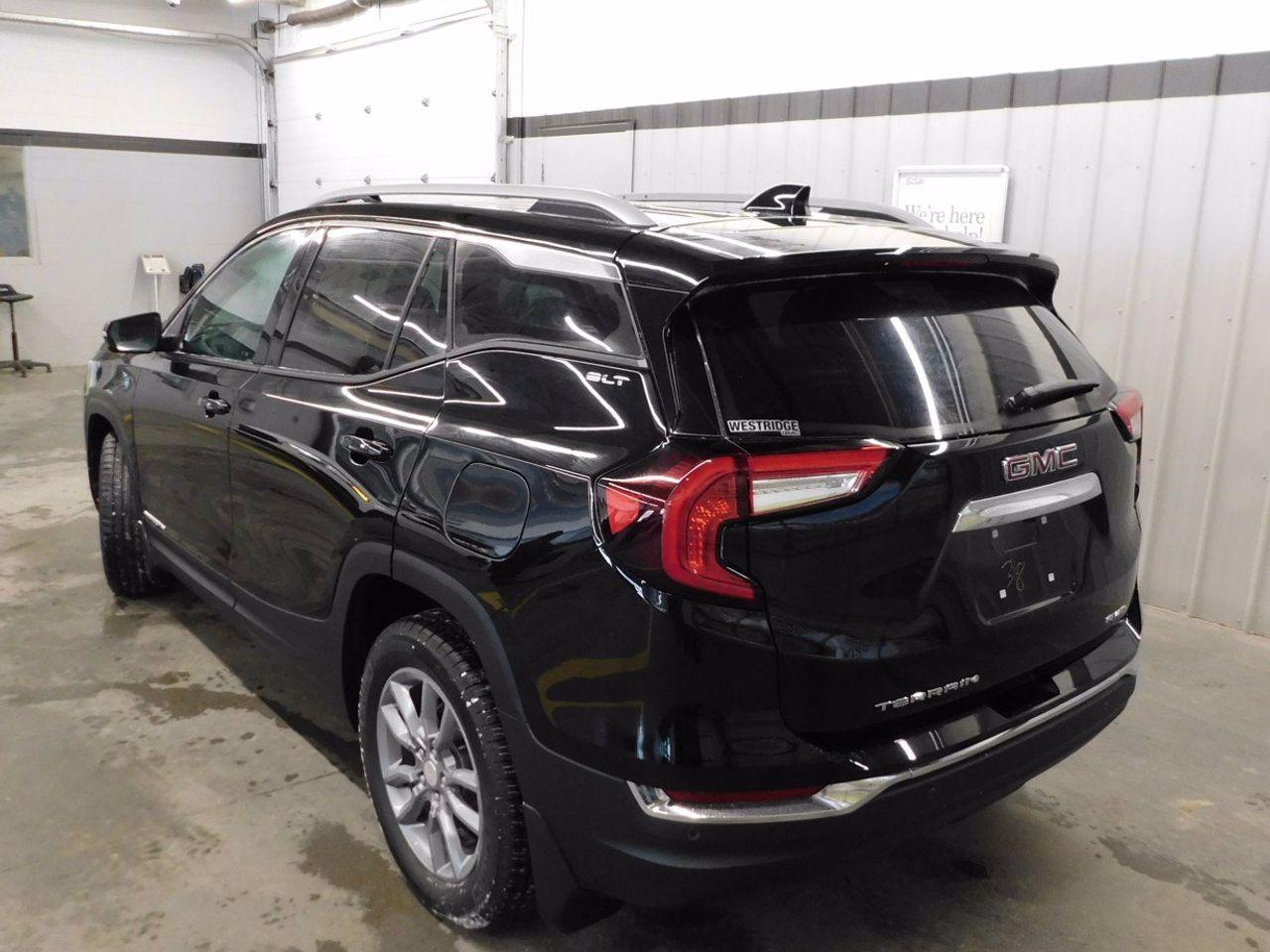 2022 GMC Terrain SLT-2