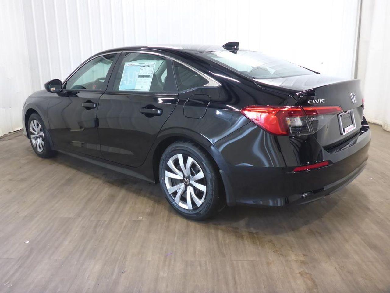2022 Honda Civic LX-4