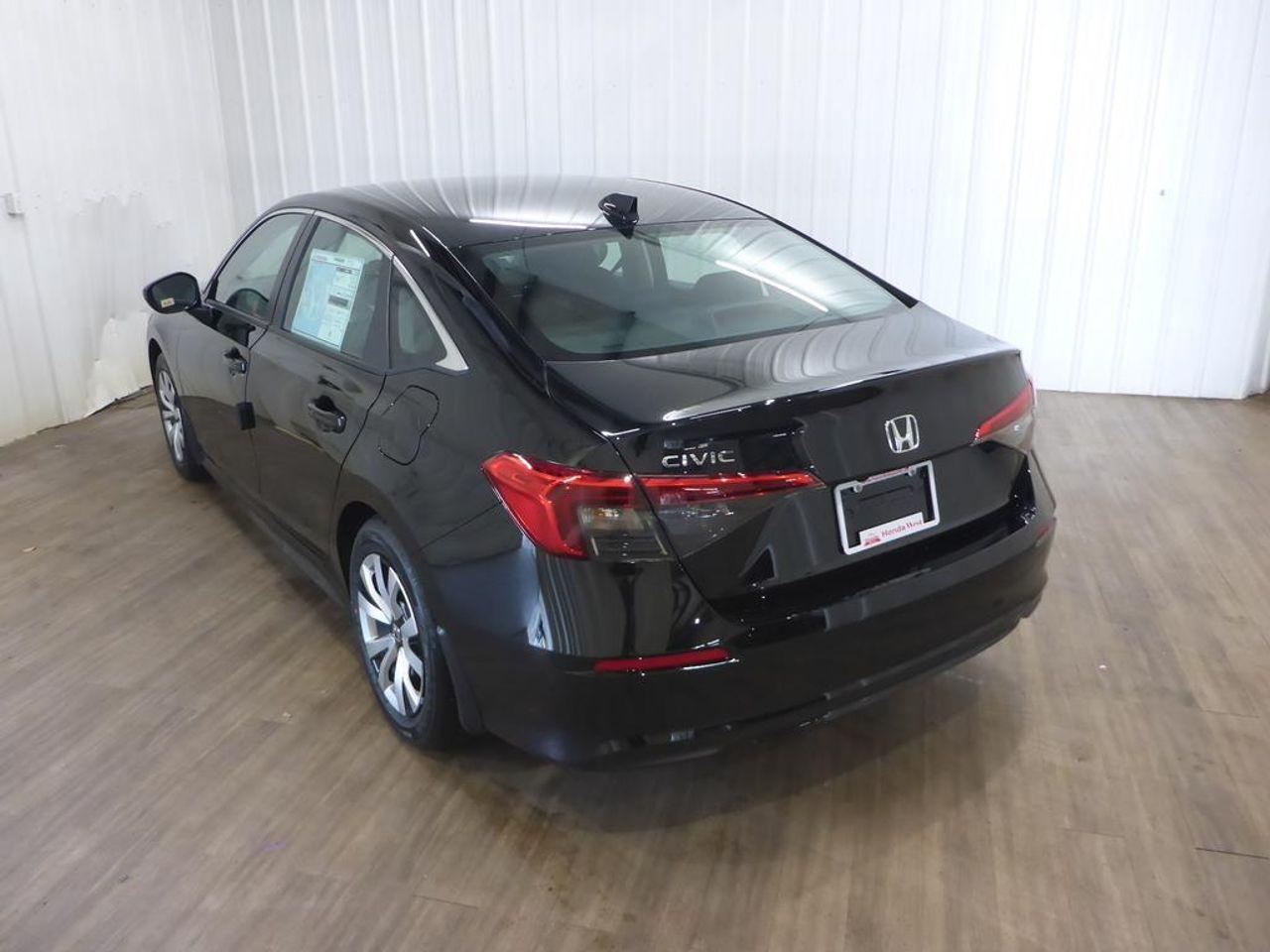 2022 Honda Civic LX-4