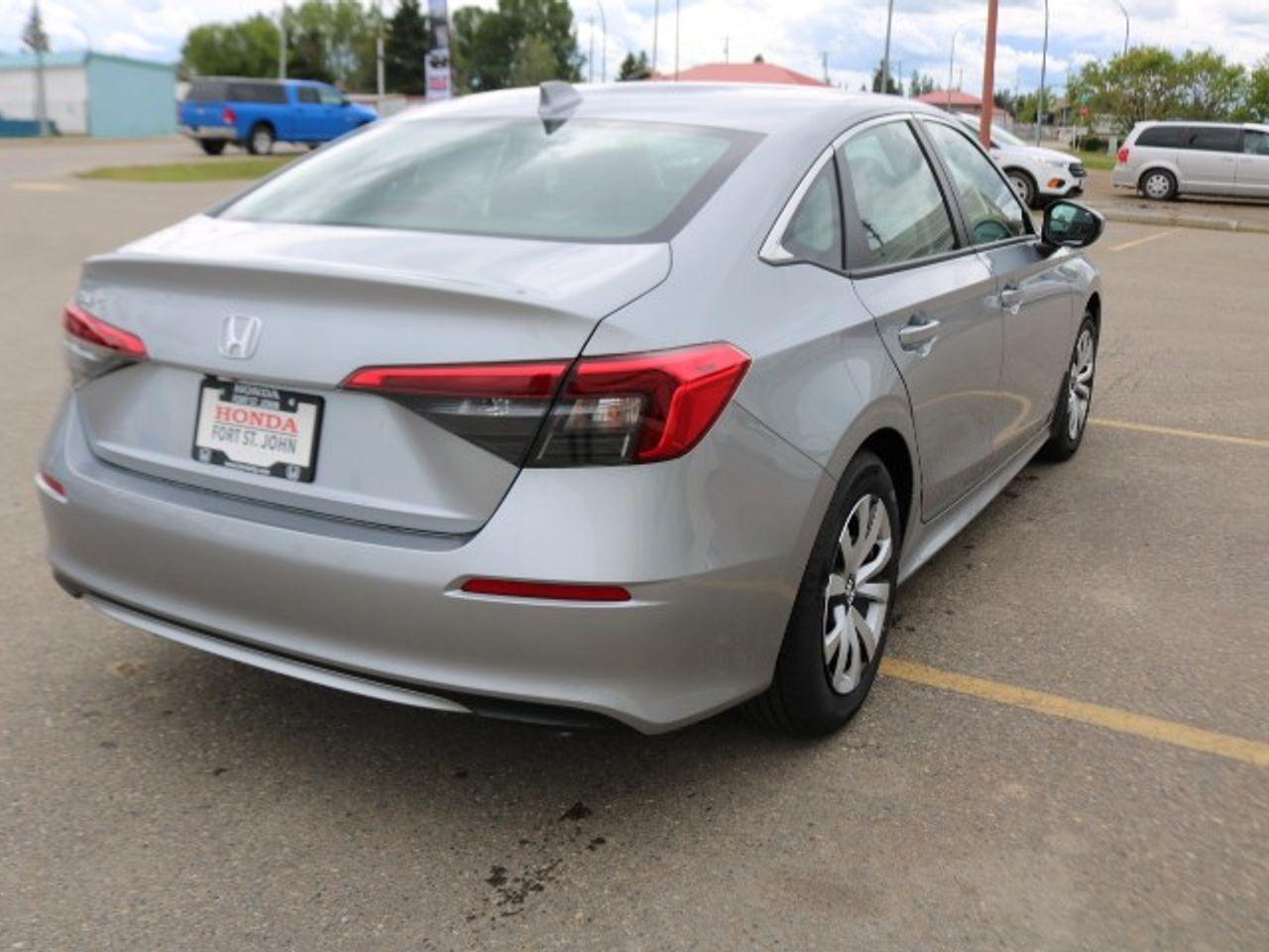 2022 Honda Civic LX-4