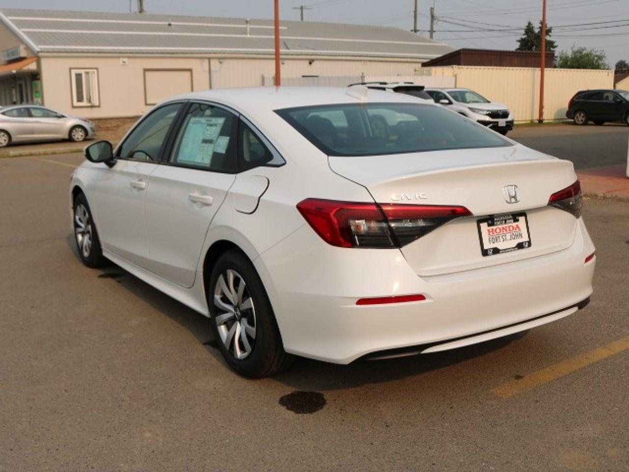2022 Honda Civic LX-2