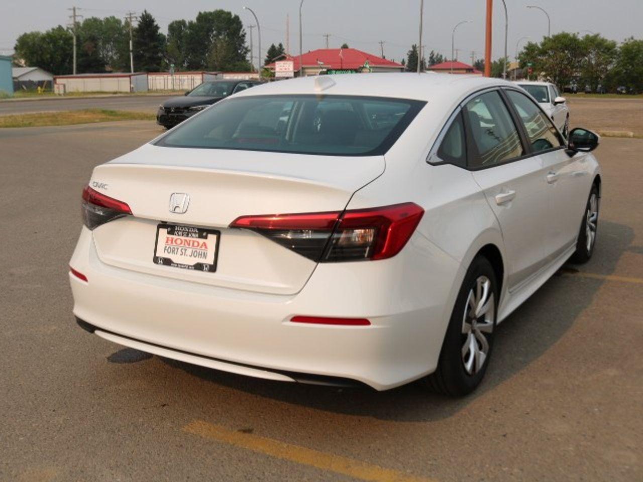 2022 Honda Civic LX-4