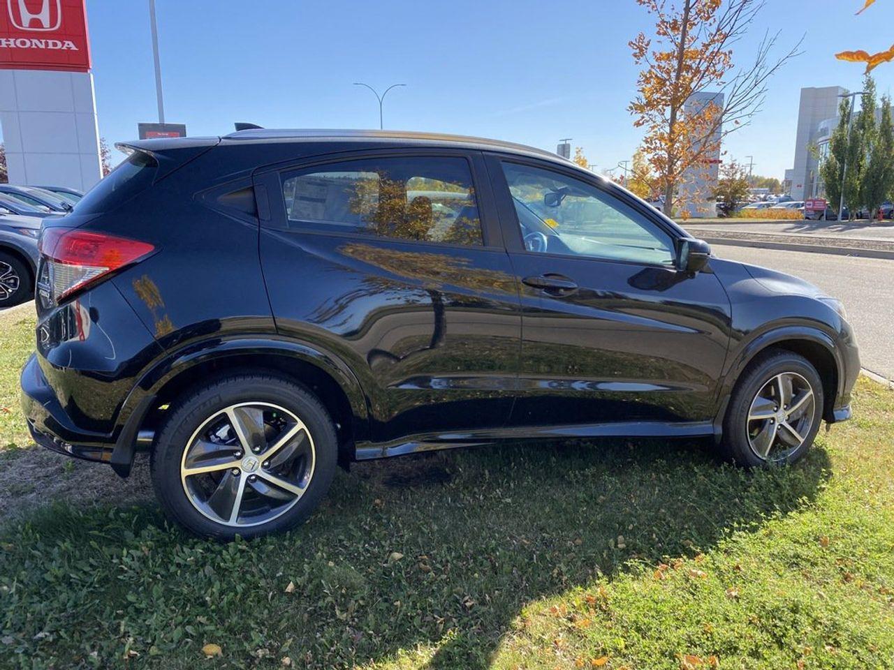 2022 Honda HR-V Touring-3