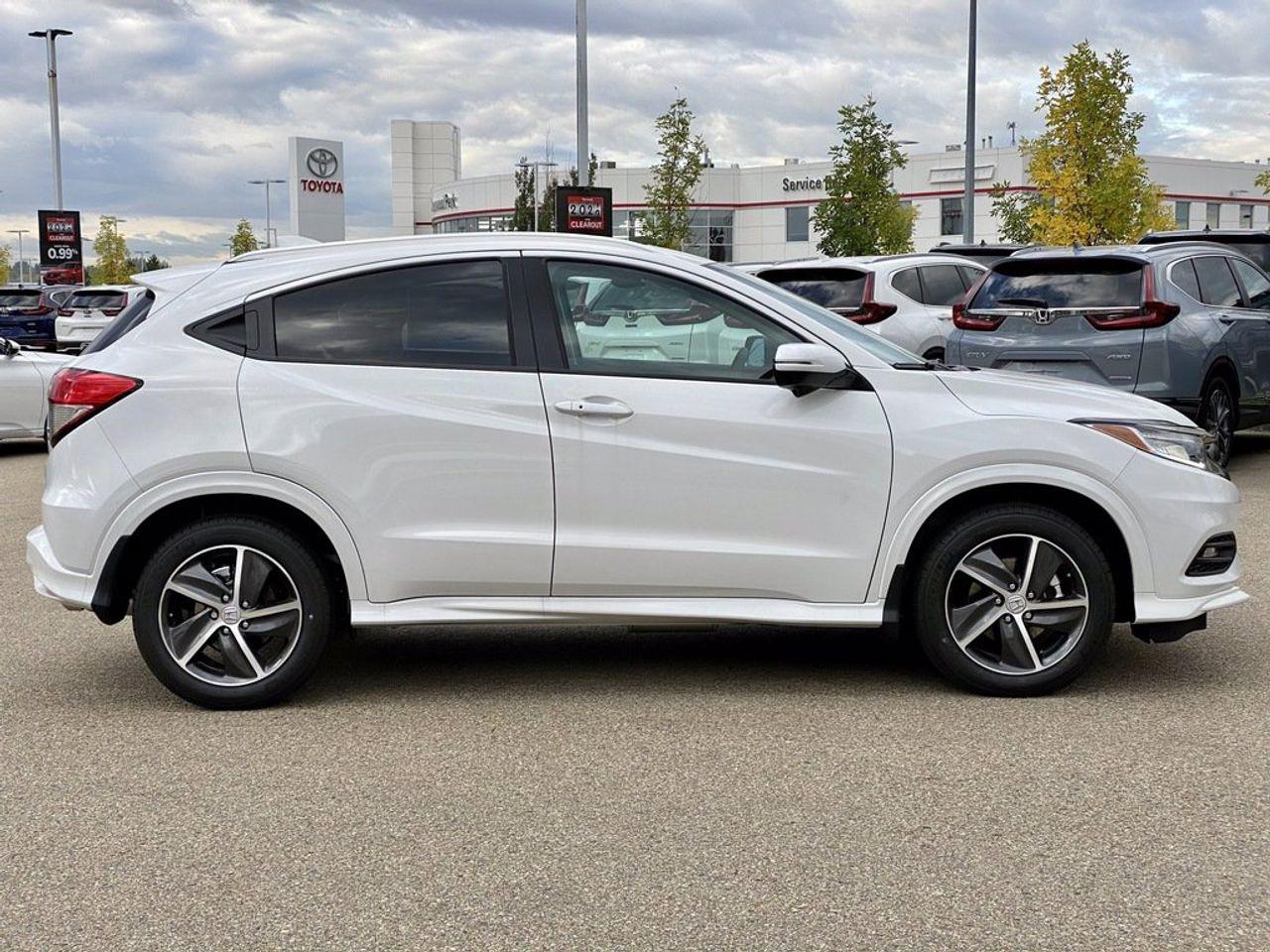 2022 Honda HR-V Touring-3