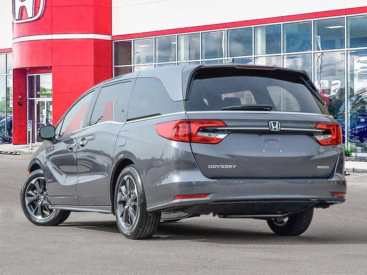 2022 Honda Odyssey Touring-3