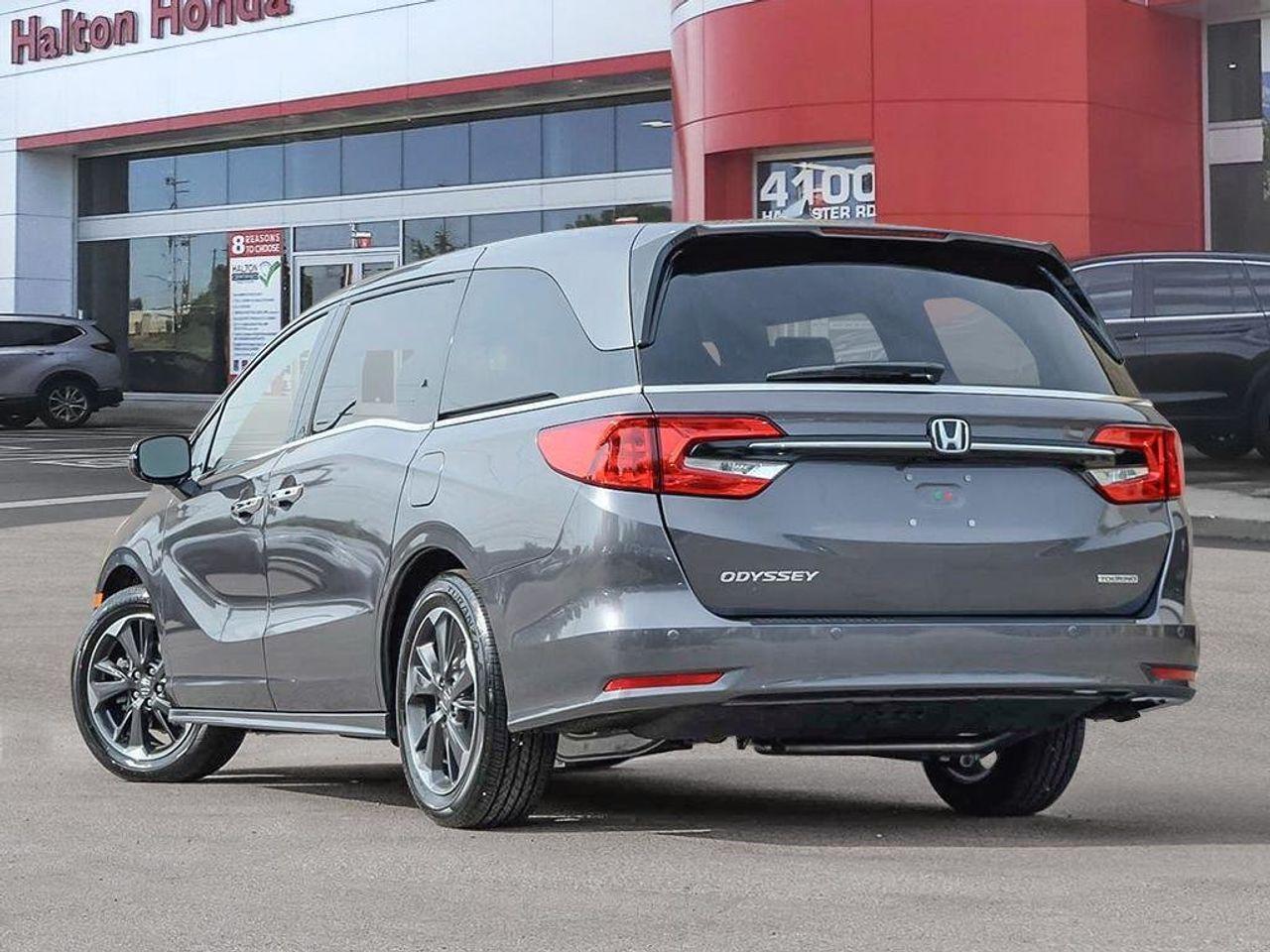 2022 Honda Odyssey Touring-3