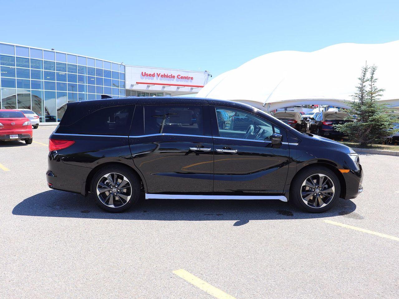 2022 Honda Odyssey Touring-1