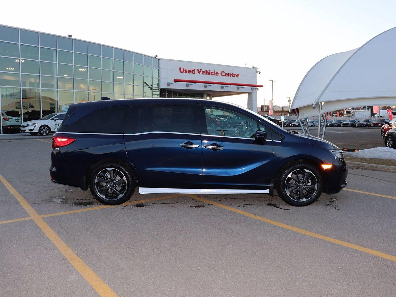 2022 Honda Odyssey Touring-1