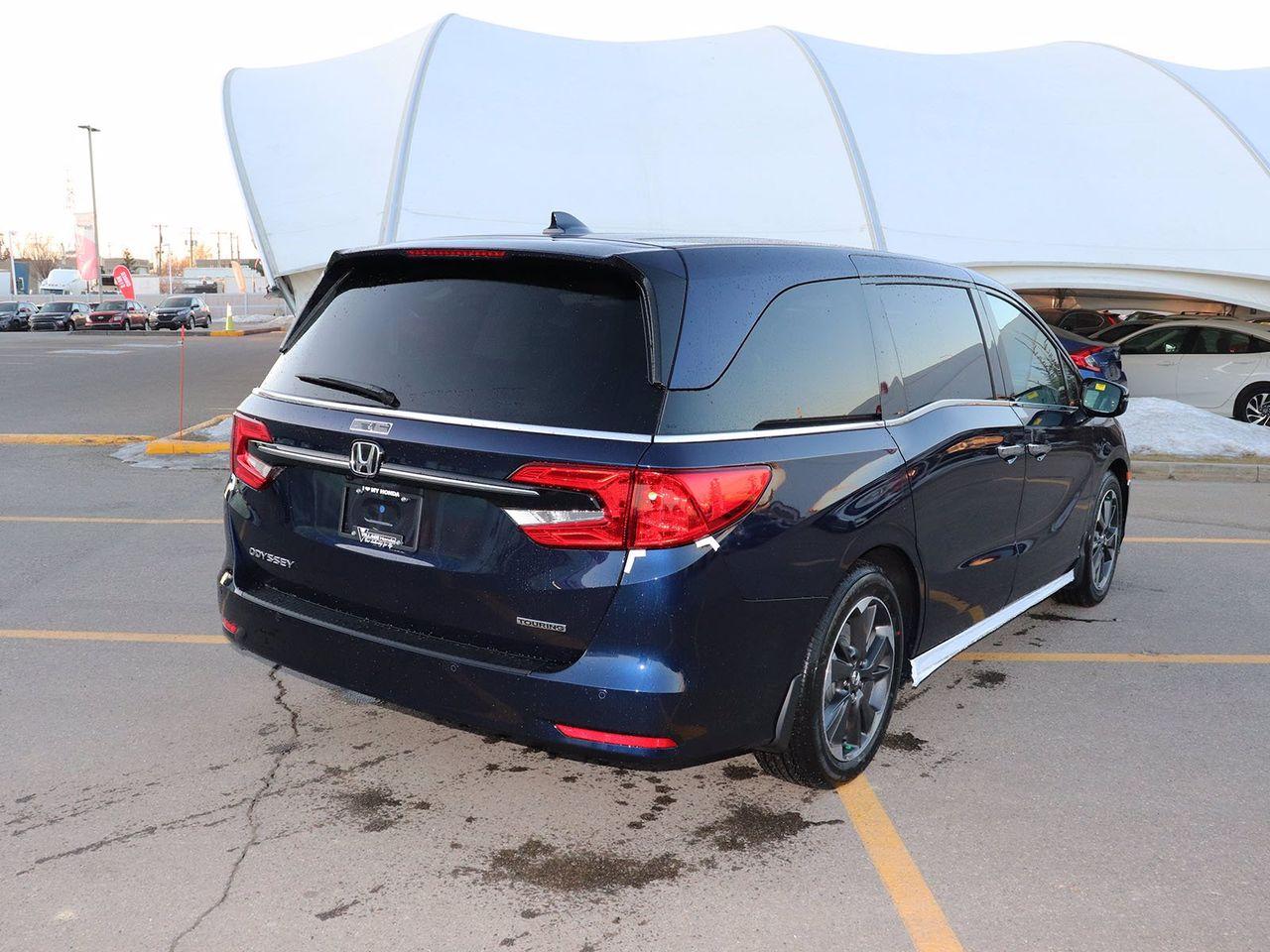 2022 Honda Odyssey Touring-2