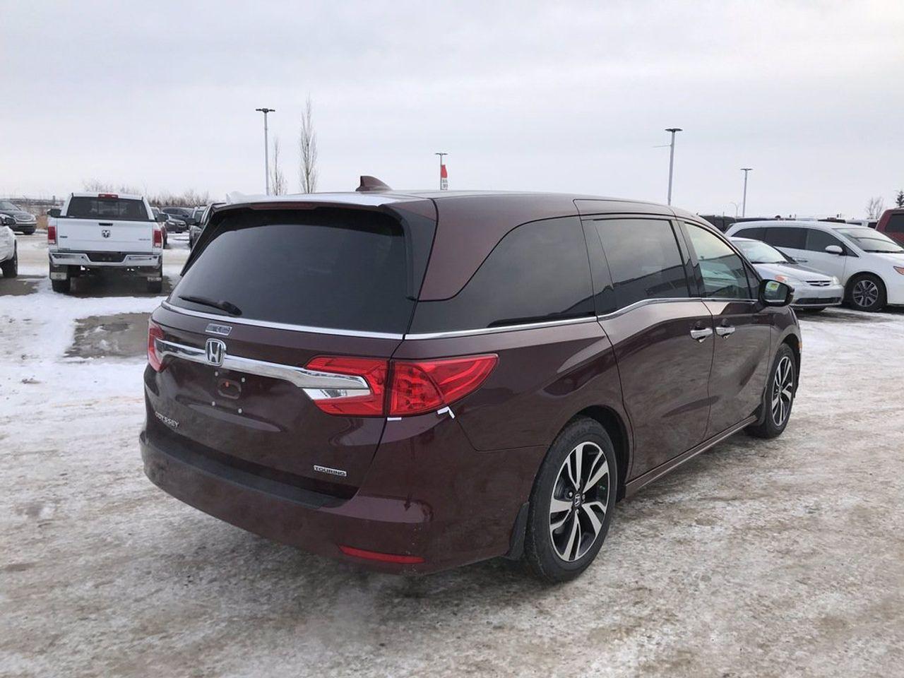 2022 Honda Odyssey Touring-4
