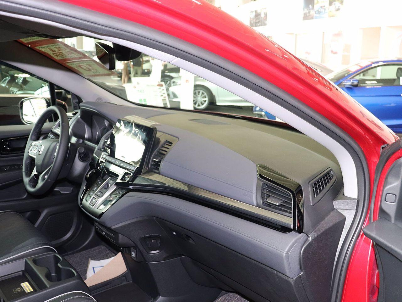 2022 Honda Odyssey Touring-1