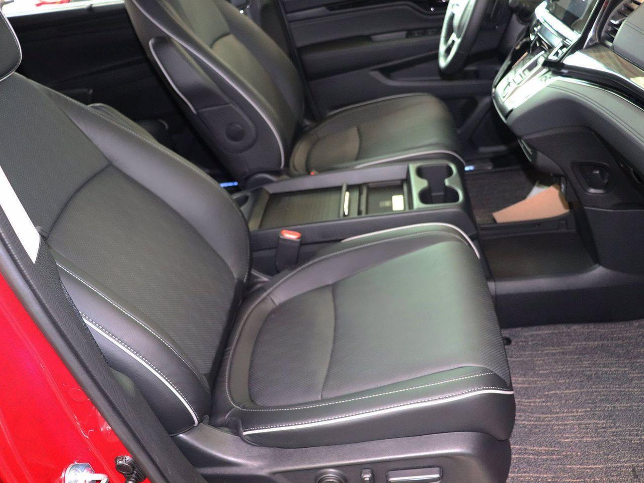 2022 Honda Odyssey Touring-3