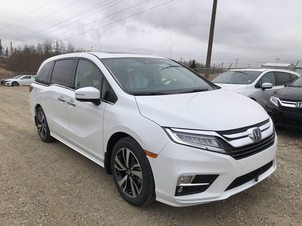 2022 Honda Odyssey Touring-2