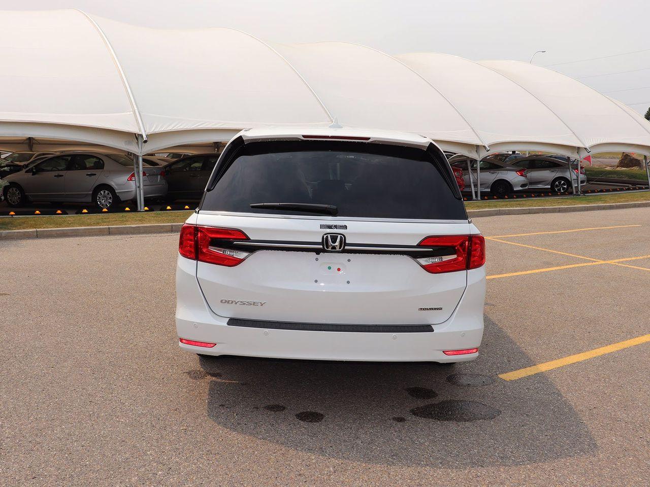 2022 Honda Odyssey Touring-4