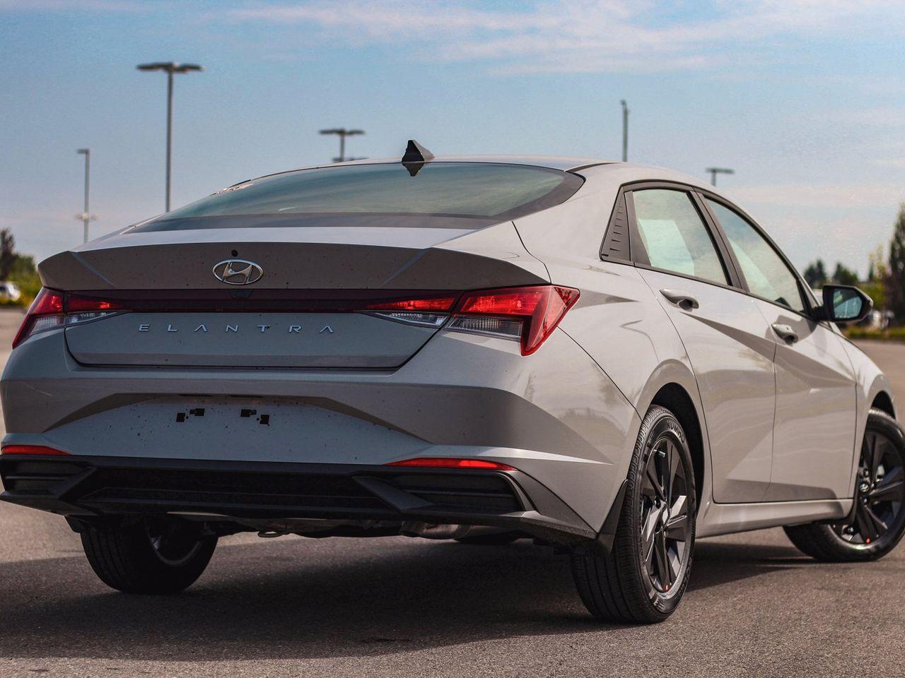 2022 Hyundai Elantra SEL-2