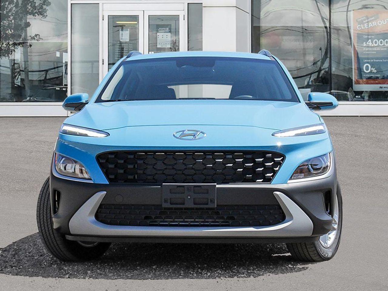 2022 Hyundai Kona Essential-1