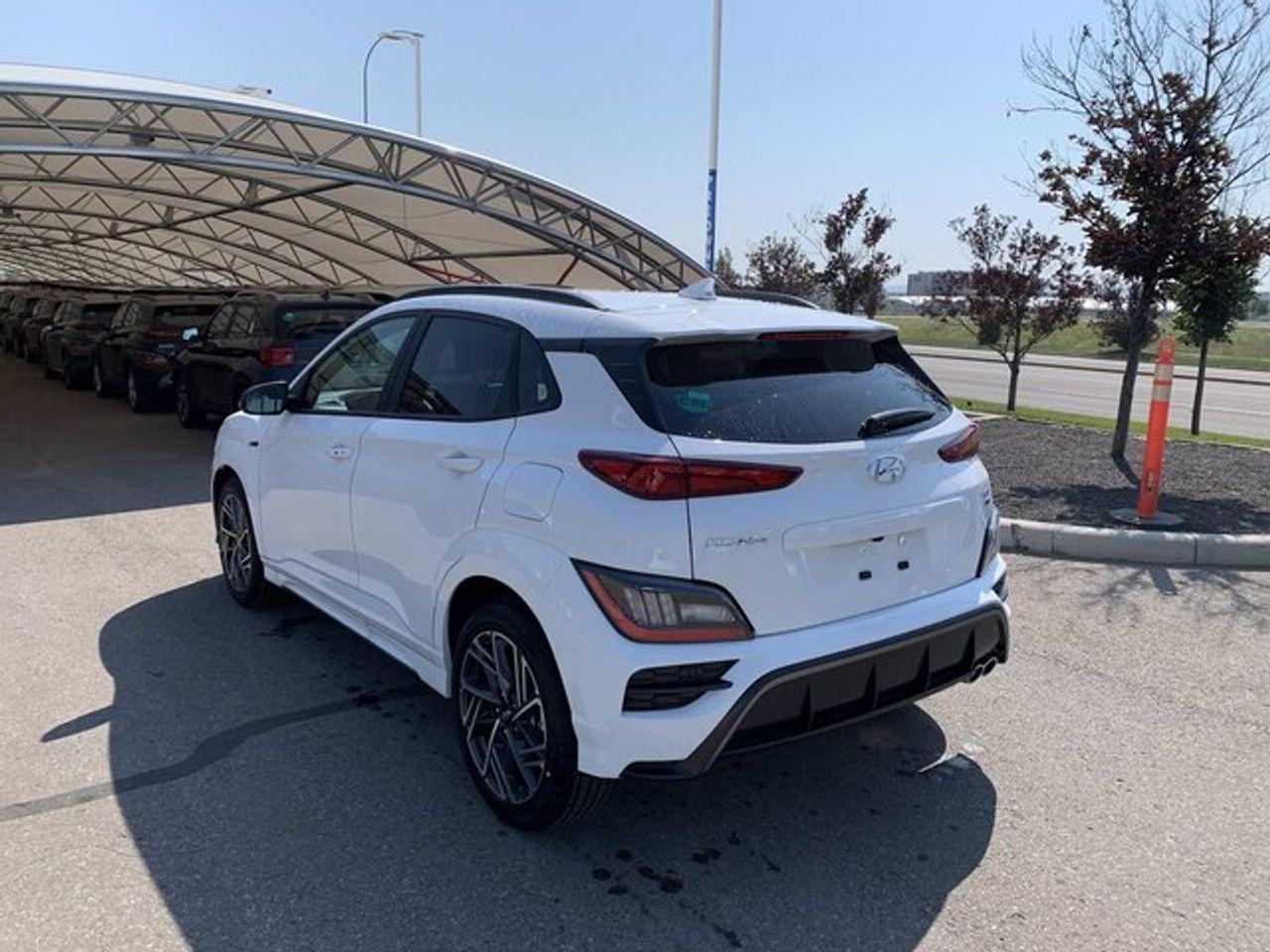 2022 Hyundai Kona ULTIMATE-1
