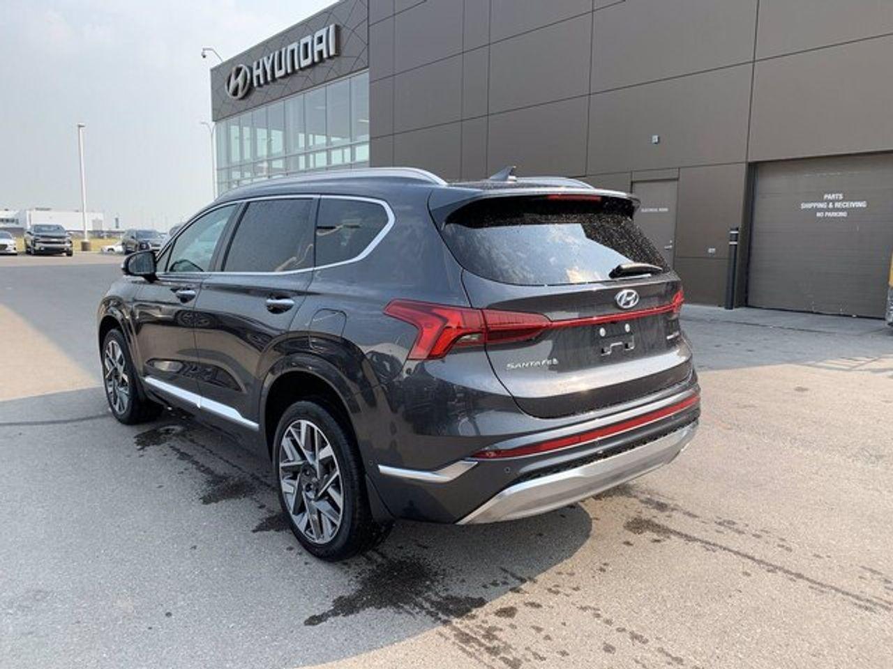 2022 Hyundai Santa Fe -1