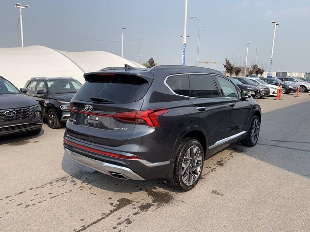 2022 Hyundai Santa Fe -3