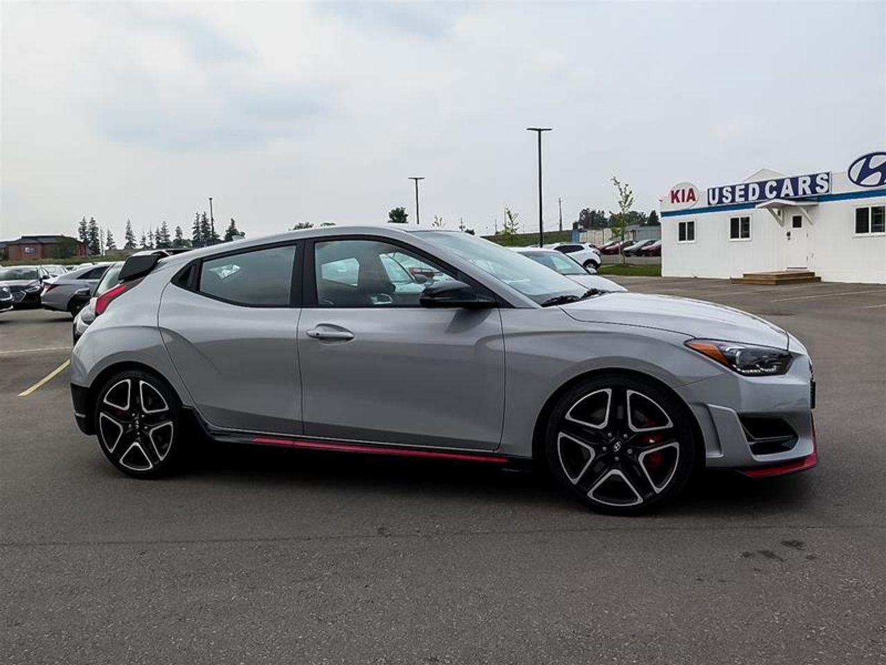 2022 Hyundai Veloster N -2