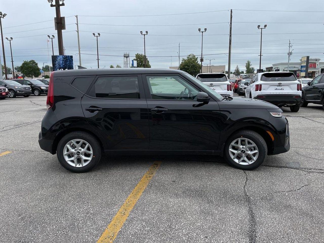 2022 Kia Soul eX-4
