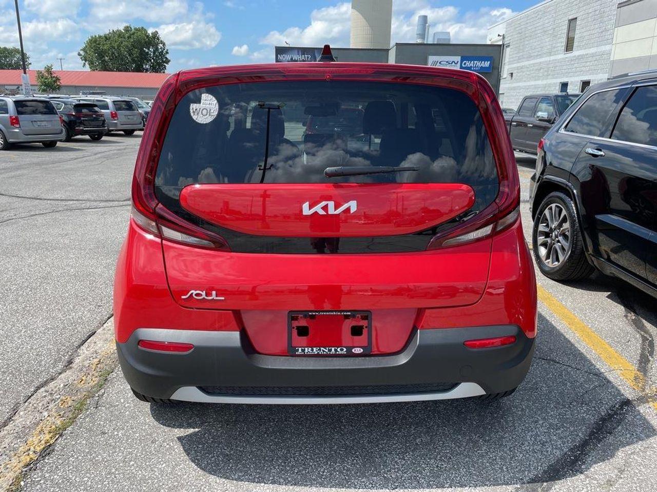 2022 Kia Soul eX-2