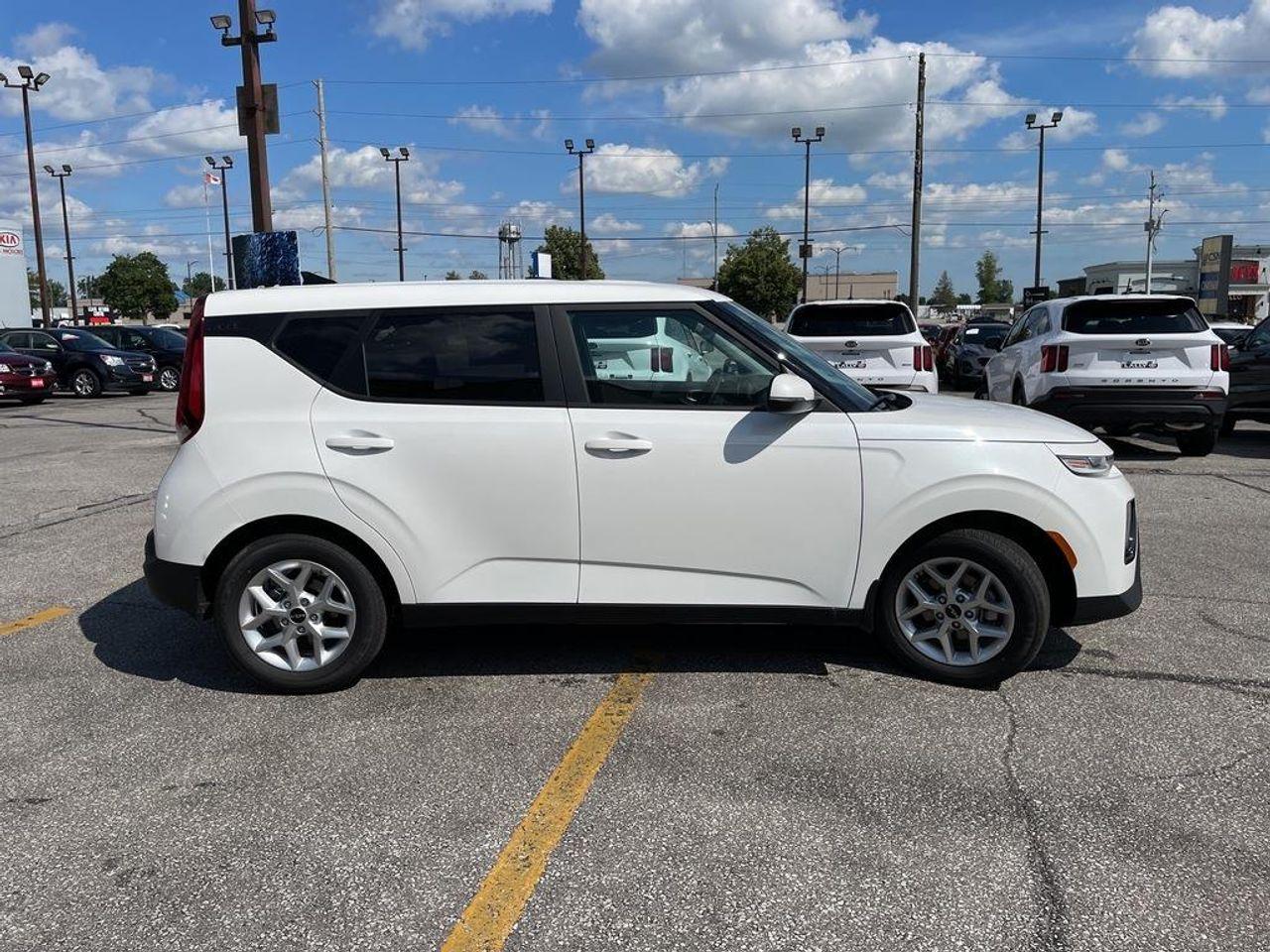 2022 Kia Soul eX-4