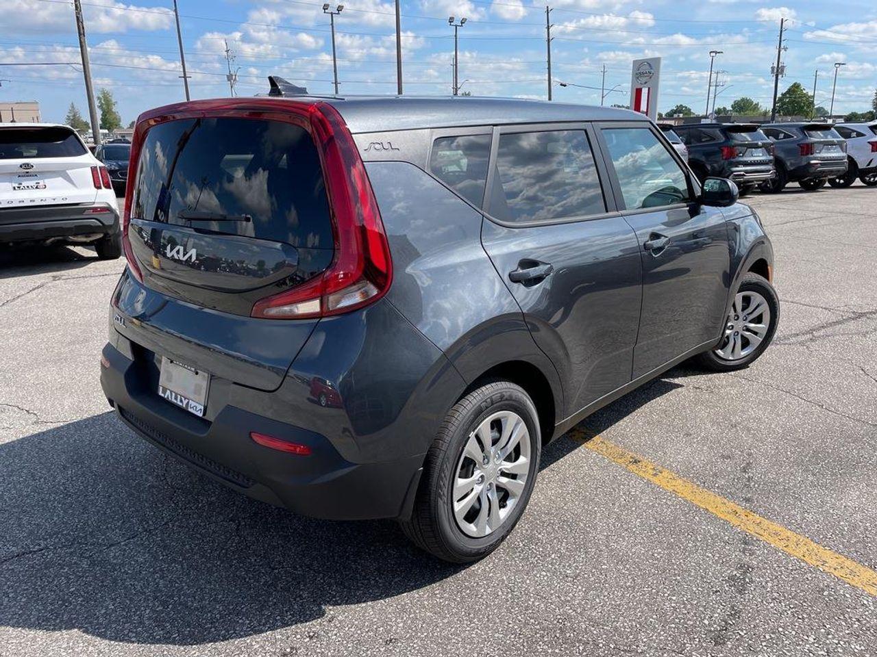 2022 Kia Soul LX-3