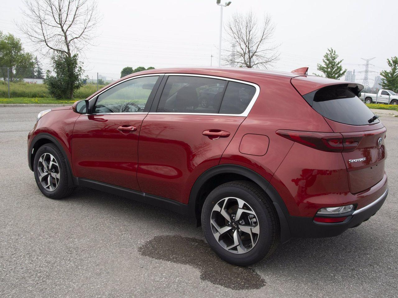 2022 Kia Sportage LX-2