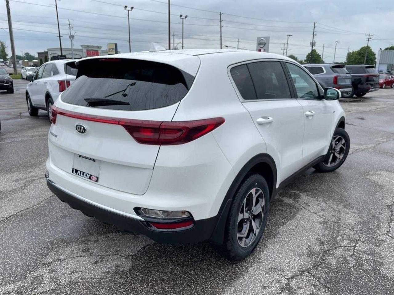 2022 Kia Sportage LX-3