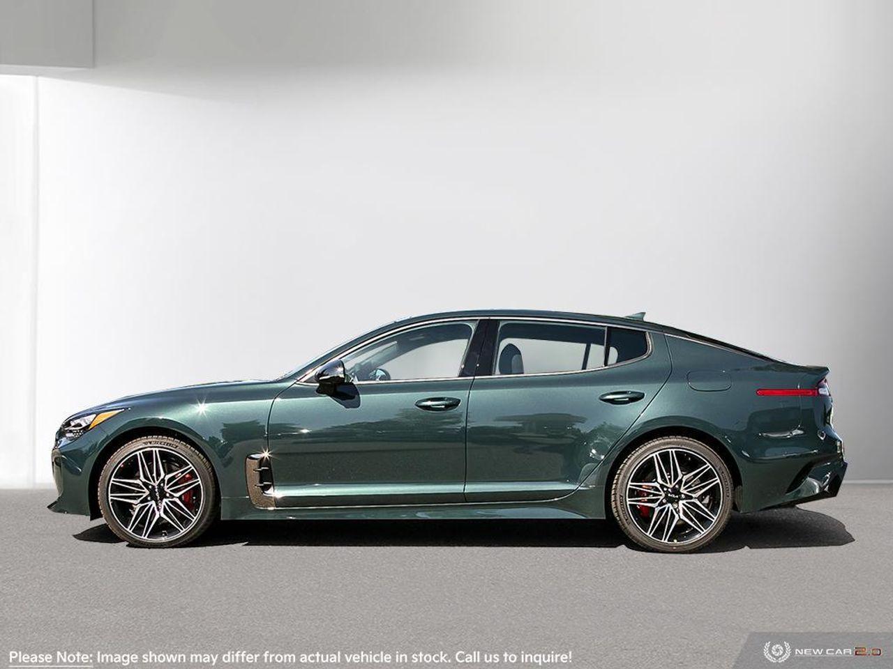2022 Kia Stinger GT2-2