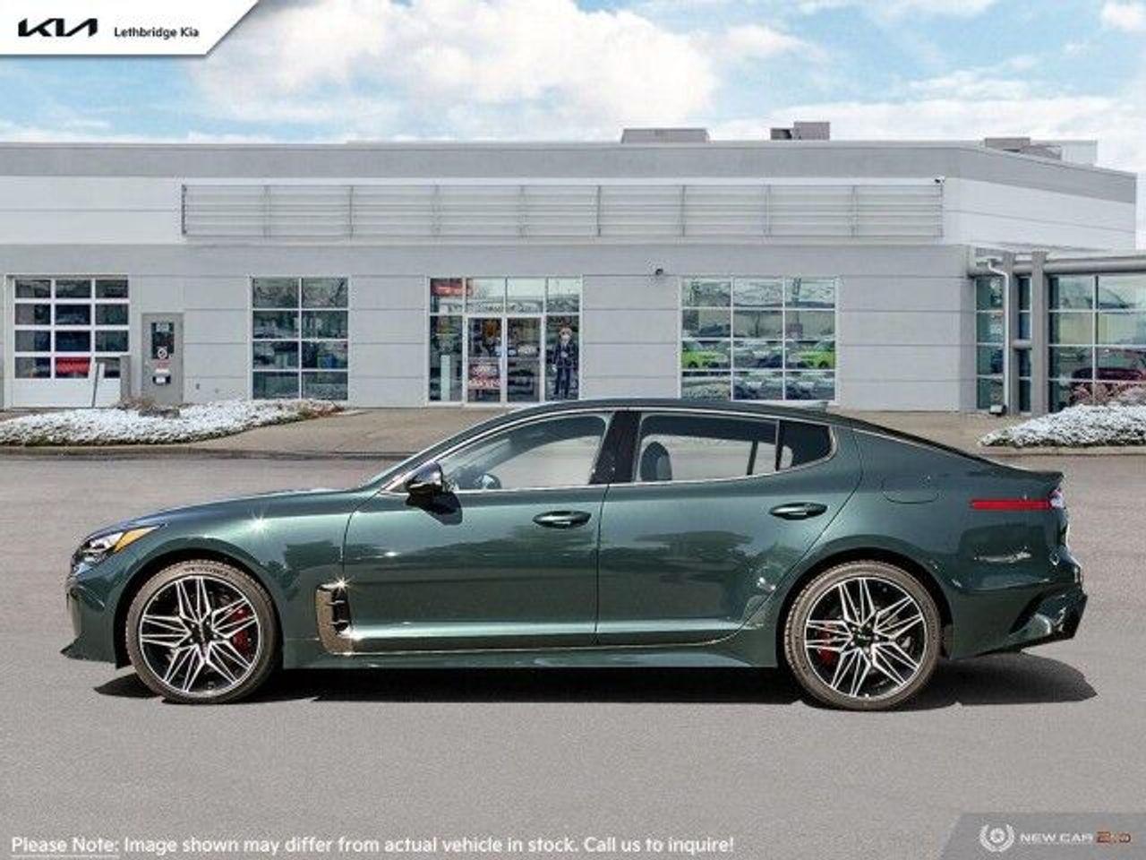 2022 Kia Stinger GT2-2