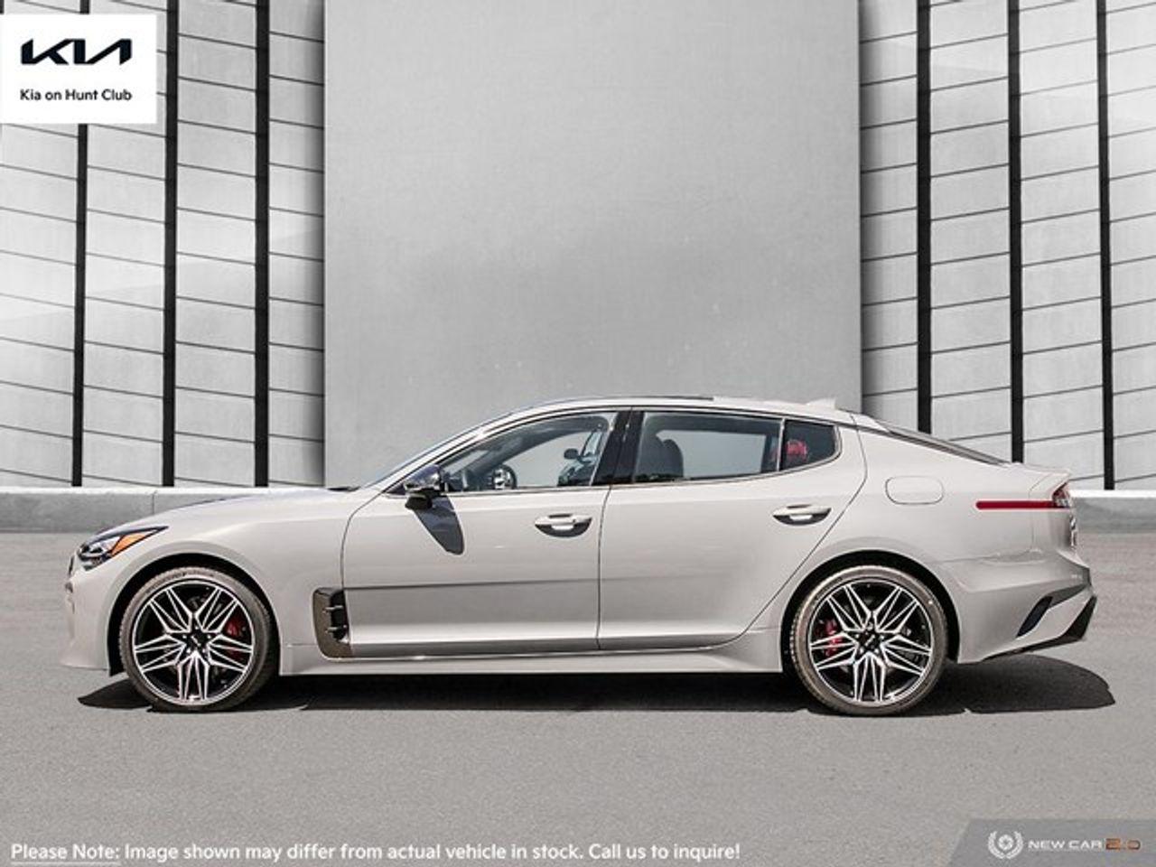 2022 Kia Stinger GT2-2