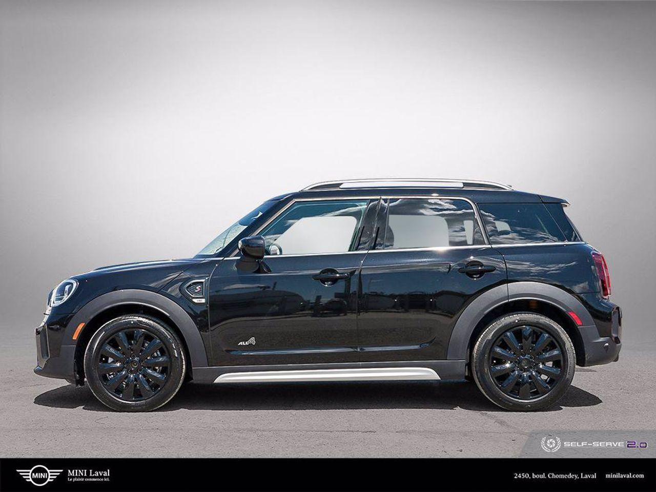 2022 MINI Countryman Base-2